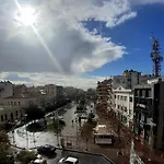 King George Sqr Apartament *