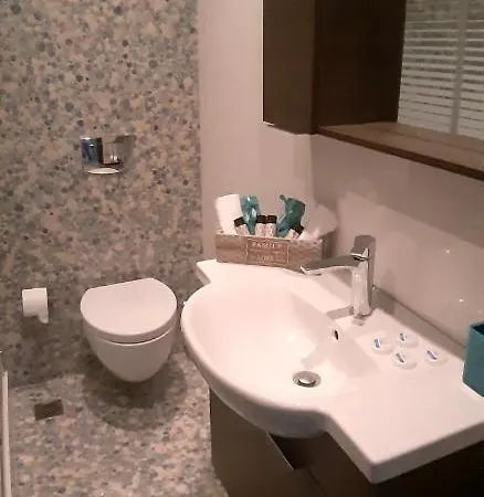 Apartment King George Sqr *